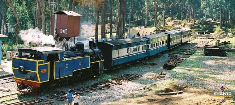 riding-toy-train-from-ooty-to-coonoor.htm