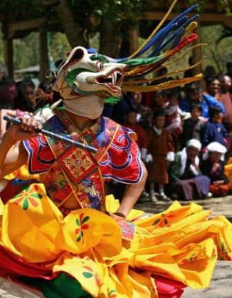 the-festivals-of-bhutan-dragons-in-the-day.htm